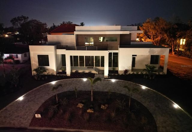 2110 MICHELE DRIVE, Sarasota, FL 34231