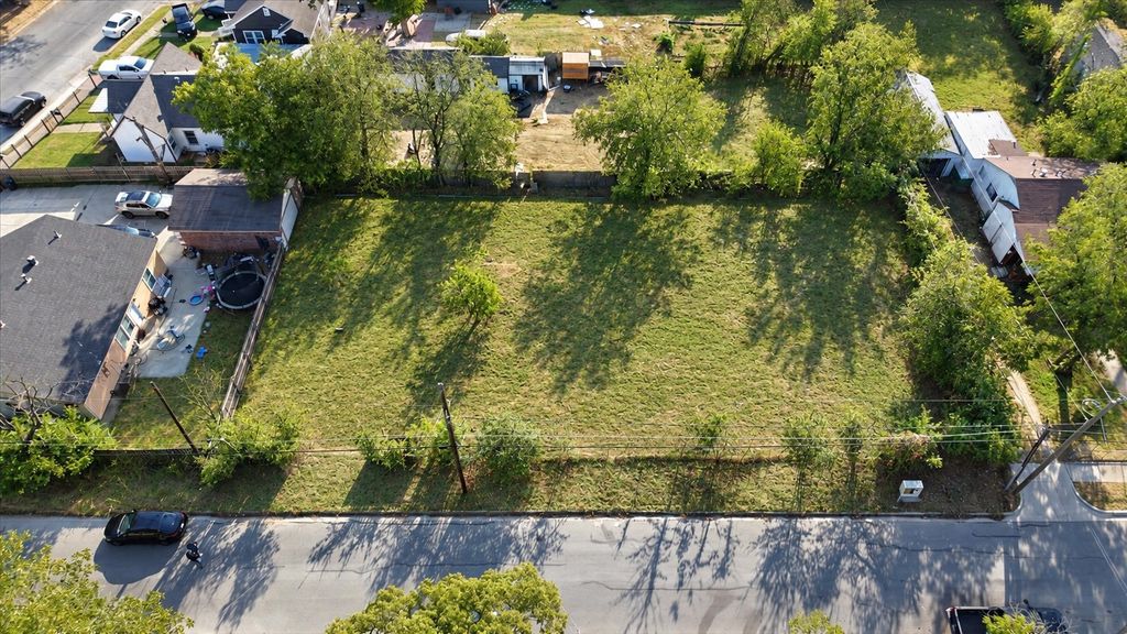 825 House Street, Fort Worth, TX 76103 — photo 5