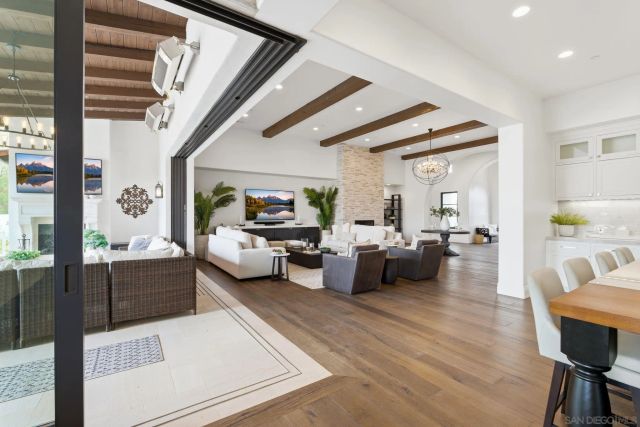 14942 Encendido, San Diego, CA 92127