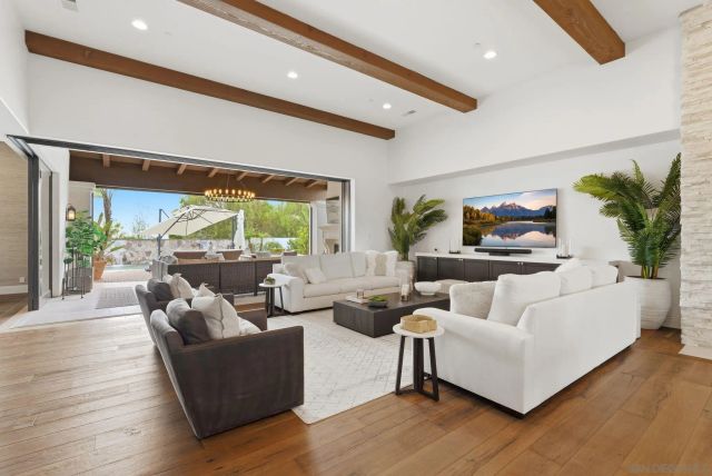 14942 Encendido, San Diego, CA 92127