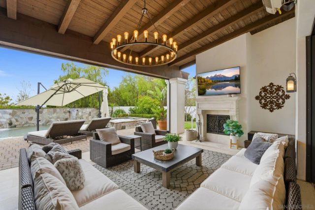 14942 Encendido, San Diego, CA 92127