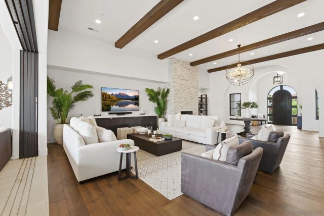14942 Encendido, San Diego, CA 92127