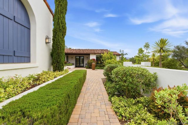 14942 Encendido, San Diego, CA 92127