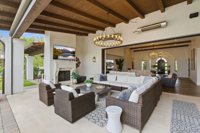14942 Encendido, San Diego, CA 92127
