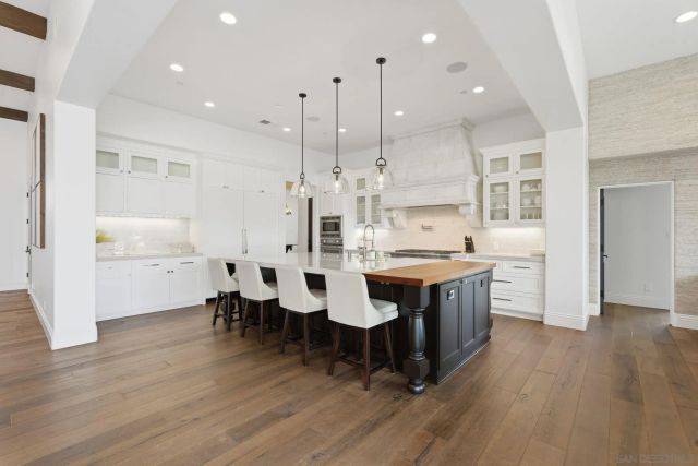 14942 Encendido, San Diego, CA 92127