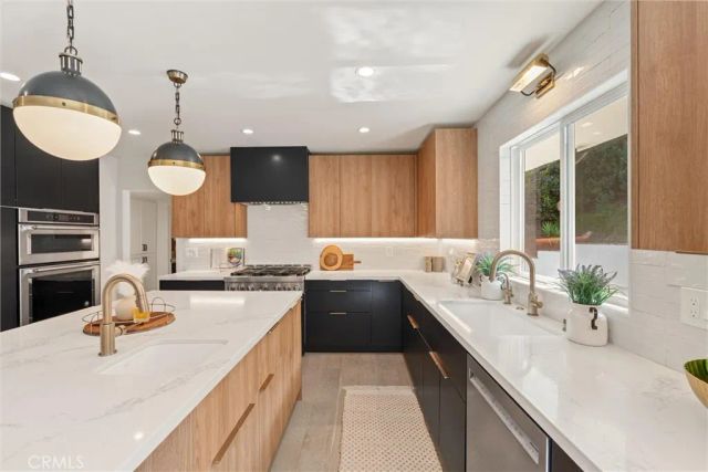 5030 Rolling Meadows Road, Rolling Hills Estates, CA 90274