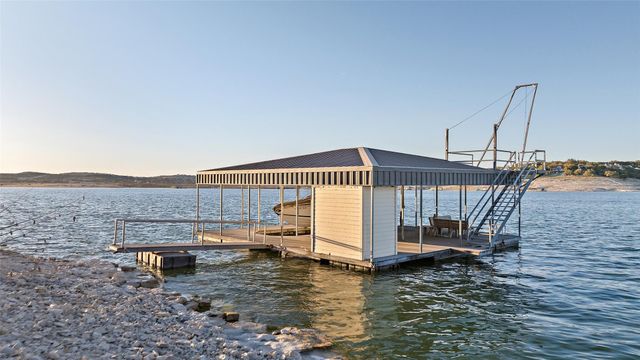 715 Cutlass, Lakeway, TX 78734