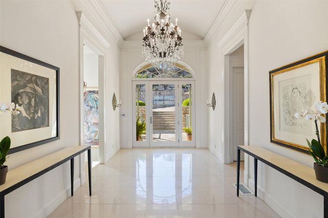 715 Cutlass, Lakeway, TX 78734