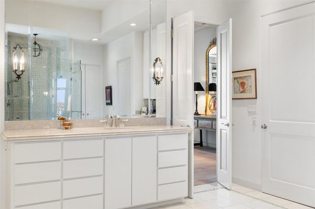 715 Cutlass, Lakeway, TX 78734