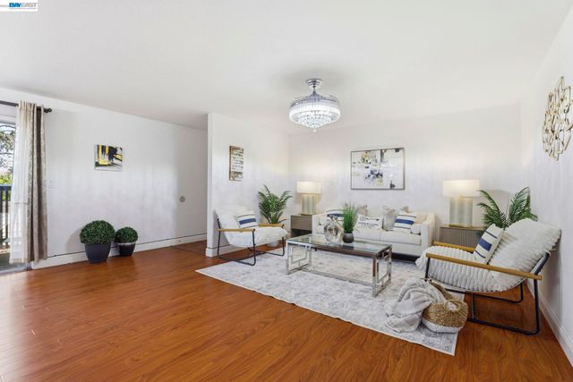 9085 Alcosta Blvd 321, San Ramon, CA 94583