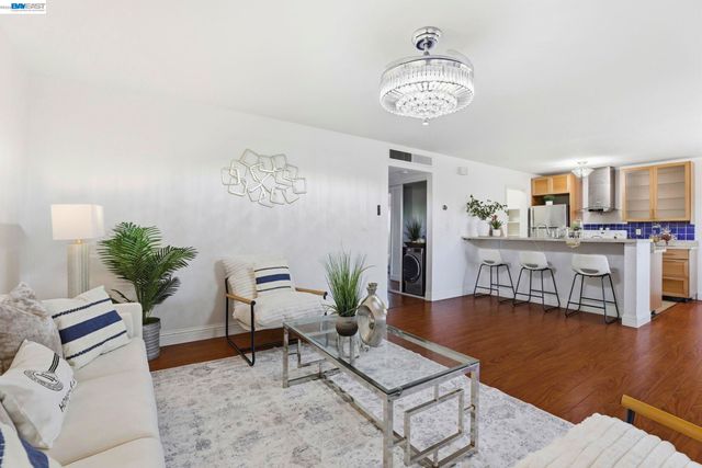 9085 Alcosta Blvd 321, San Ramon, CA 94583