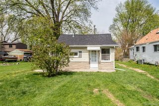 3245 6th Street, Frenchtown Township, MI 48162
