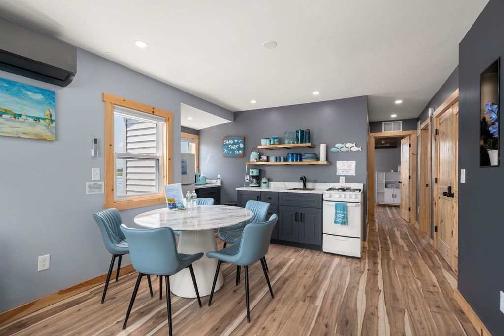 Image 14 of property listing at 16 Riverview Ter # 1, Hampton, NH 03842