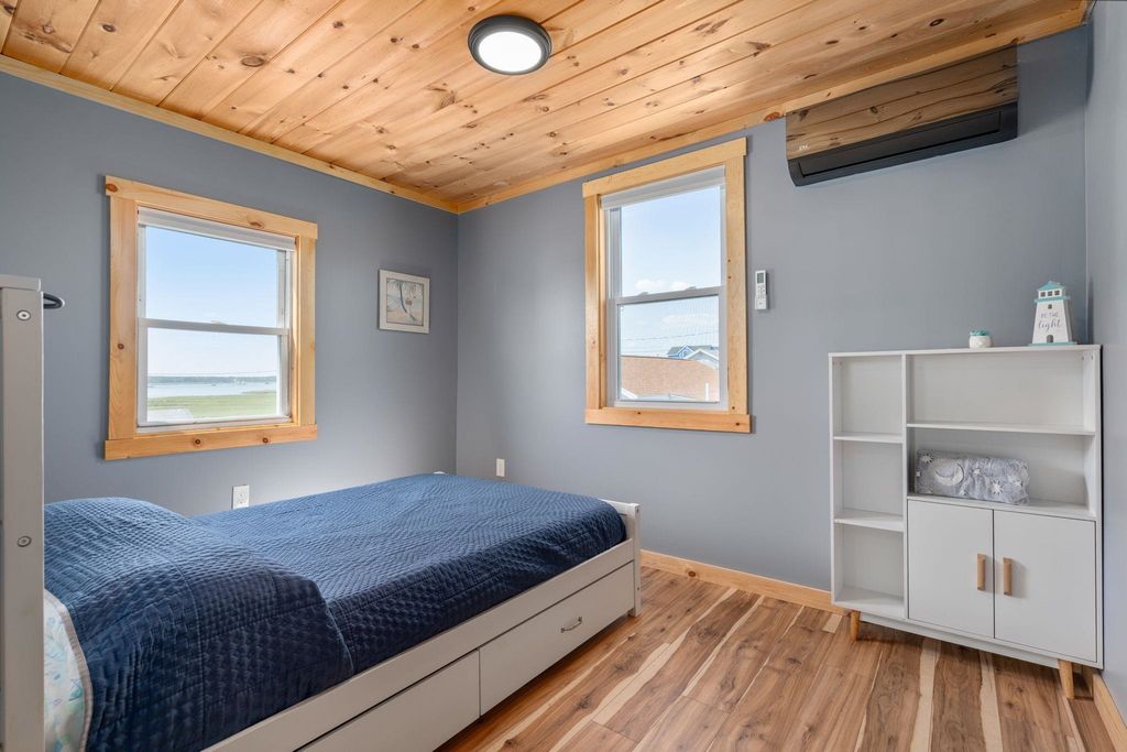 Image 17 of property listing at 16 Riverview Ter # 1, Hampton, NH 03842