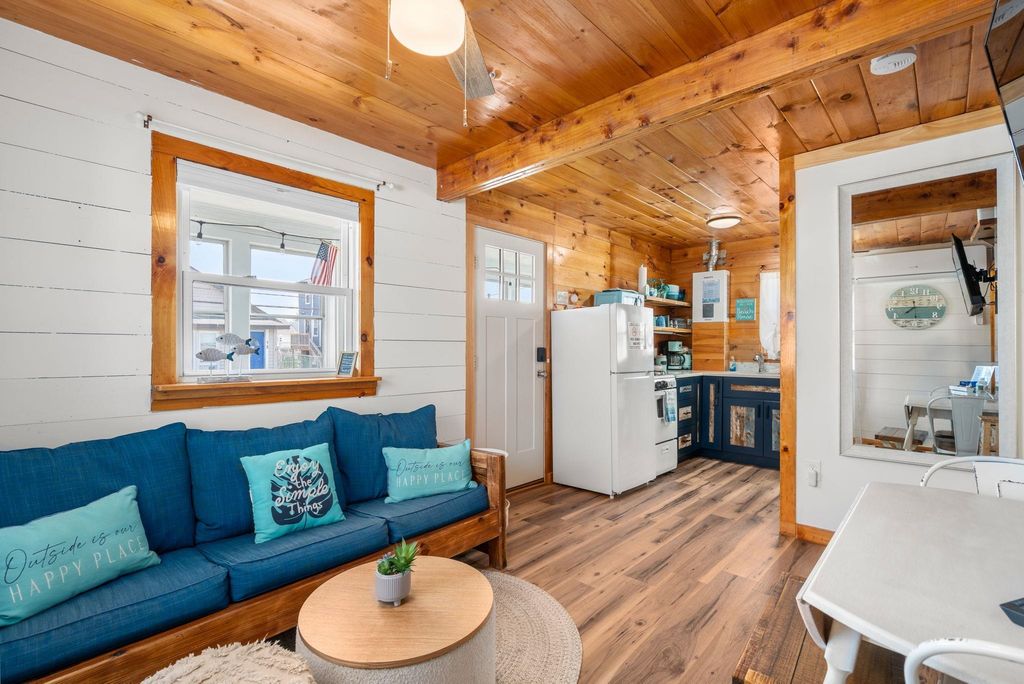 Image 23 of property listing at 16 Riverview Ter # 1, Hampton, NH 03842