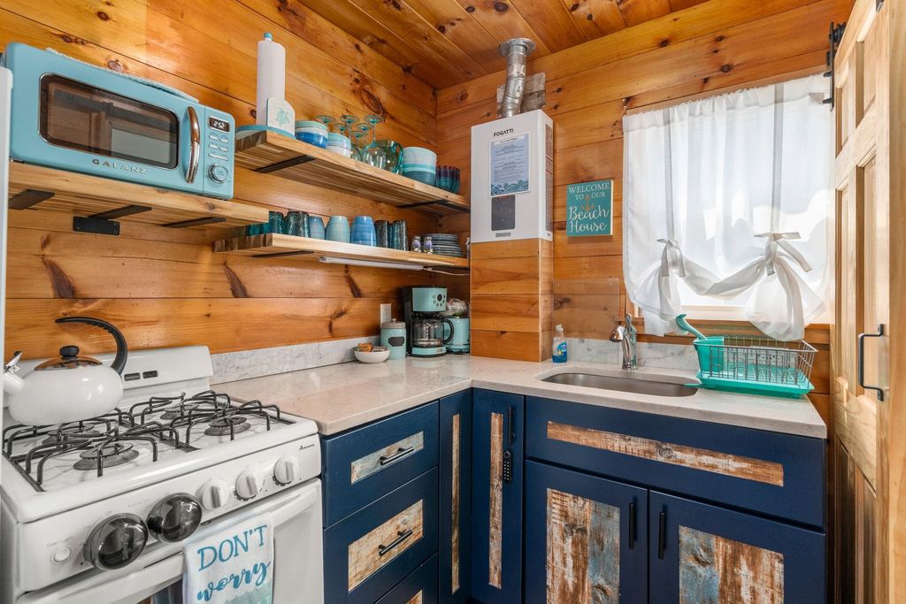 Image 27 of property listing at 16 Riverview Ter # 1, Hampton, NH 03842