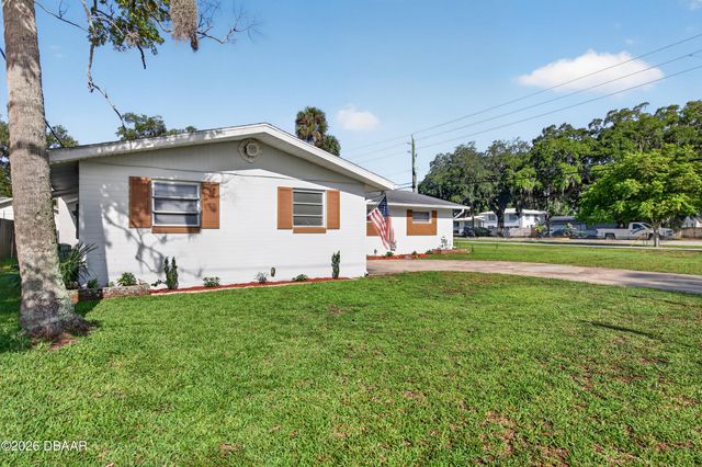 2002 Mike Street, South Daytona, FL 32119