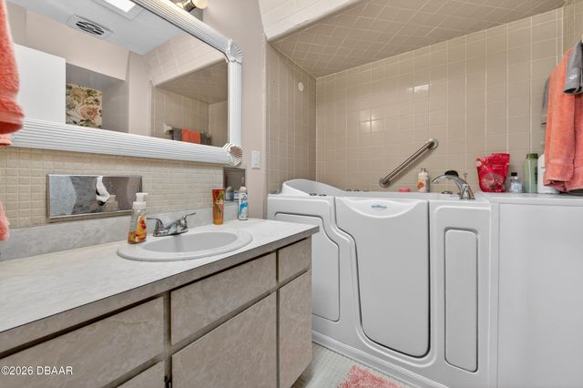 2002 Mike Street, South Daytona, FL 32119