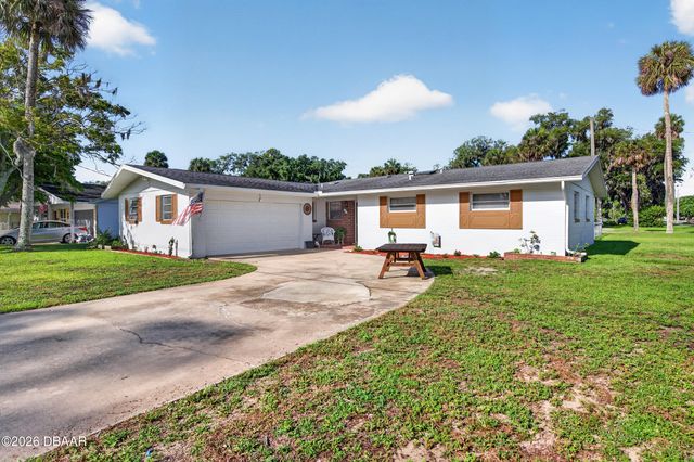 2002 Mike Street, South Daytona, FL 32119