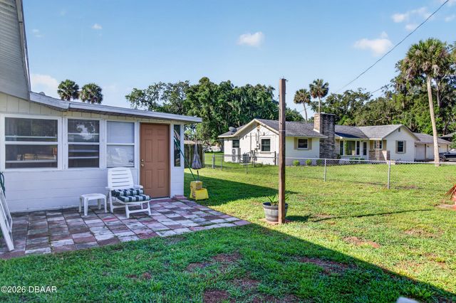 2002 Mike Street, South Daytona, FL 32119