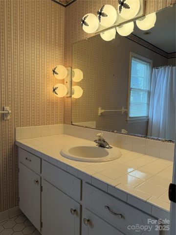 125 Mckinney Street, Rutherfordton, NC 28139