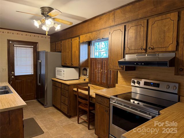 125 Mckinney Street, Rutherfordton, NC 28139