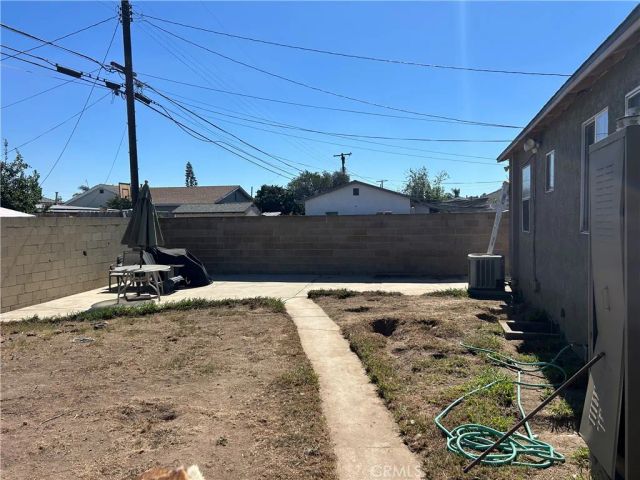 404 N Maie, Compton, CA 90220