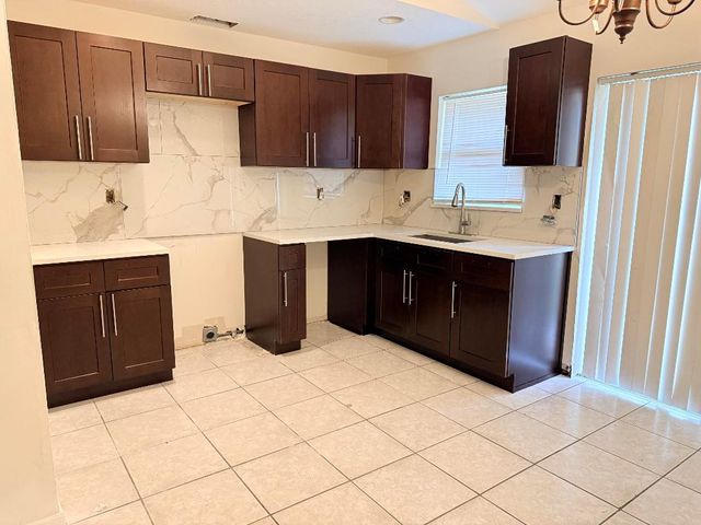 13675 Yarmouth Court, Wellington, FL 33414