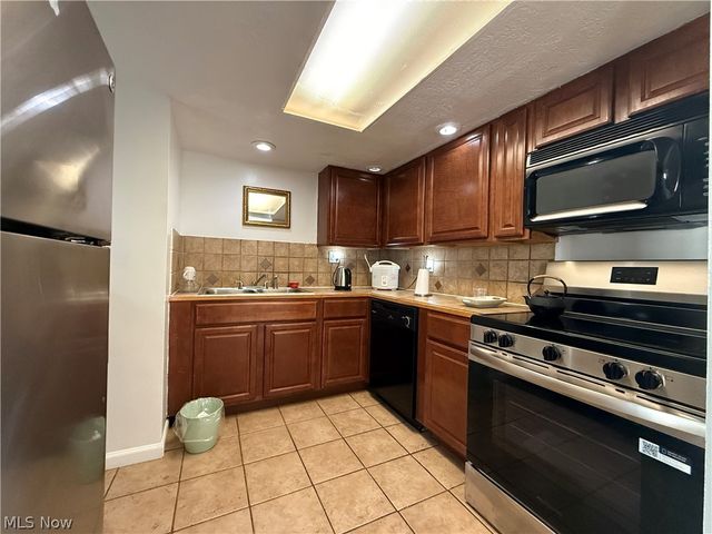 1316 Linden Avenue, Akron, OH 44310