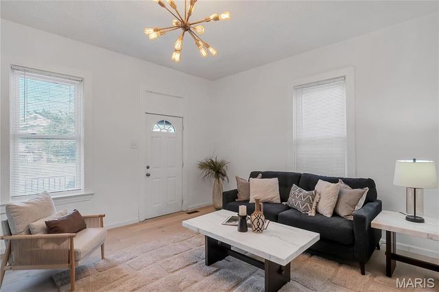 6300 Fyler Avenue, St Louis, MO 63139