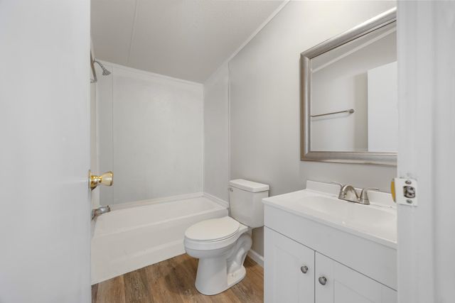 4483 Grizzly Rd., Little River, SC 29566