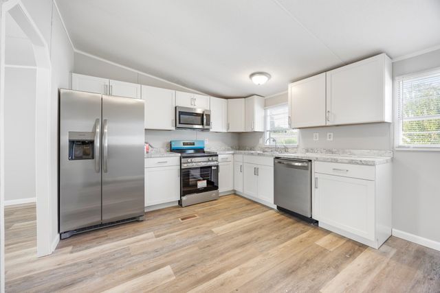 4483 Grizzly Rd., Little River, SC 29566