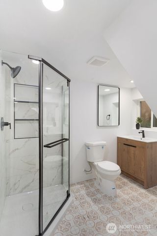 512 NW 44th Street, Seattle, WA 98107