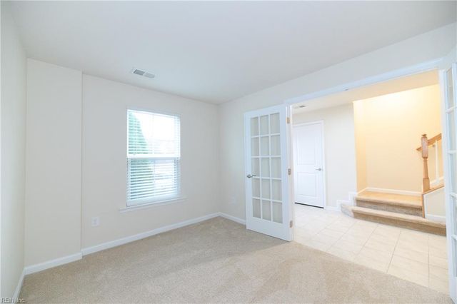 4004 Luminary DR, Williamsburg, VA 23188