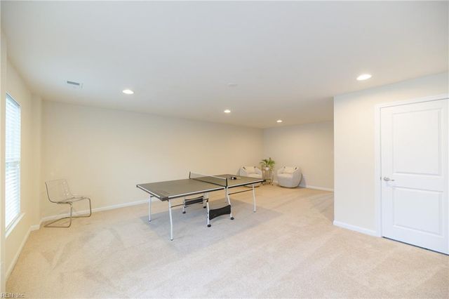 4004 Luminary DR, Williamsburg, VA 23188