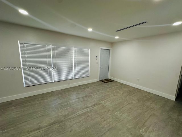 3540 NW 80th Ter, Miami, FL 33147
