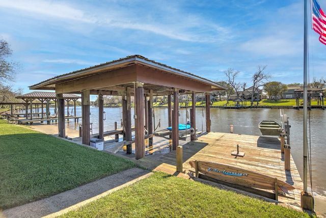 3137 County Road 415b, Brazoria, TX 77422