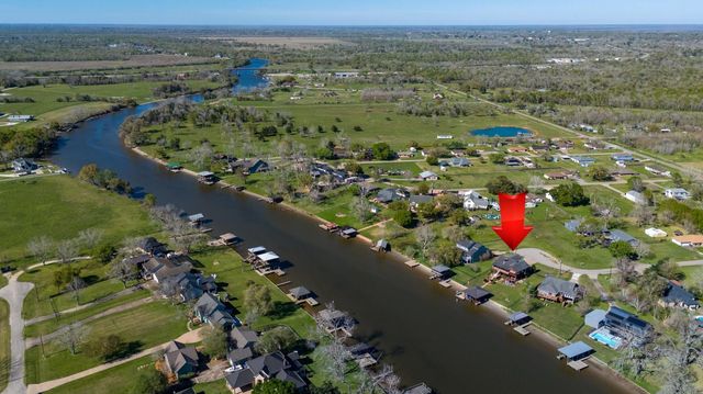 3137 County Road 415b, Brazoria, TX 77422