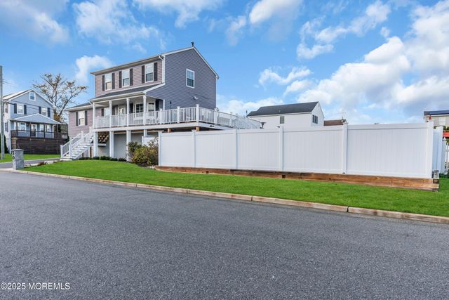 605 Spruce Street, Union Beach, NJ 07735