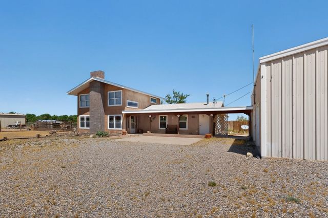 257 Sunnyslope Street SW, Albuquerque, NM 87105