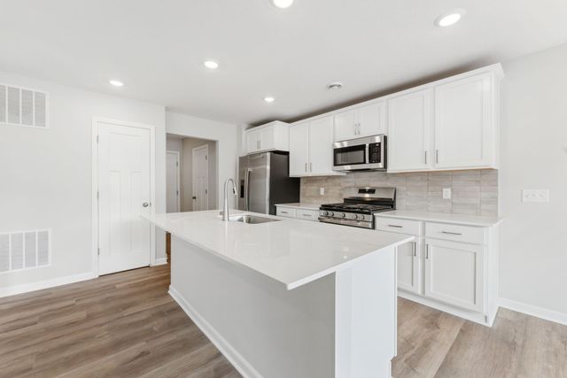 1220 Edge Circle, Jordan, MN 55352