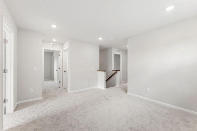 1220 Edge Circle, Jordan, MN 55352