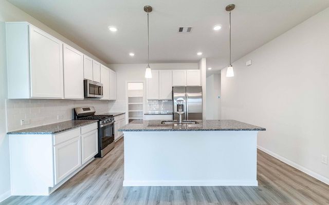 4326 Maple Root Lane, Pinehurst, TX 77362