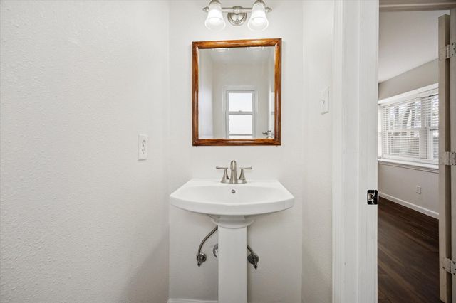 727 Langwood Drive, Houston, TX 77079