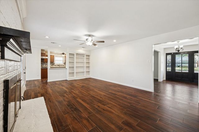 727 Langwood Drive, Houston, TX 77079