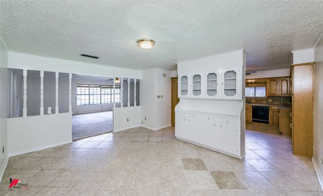 6222 S Windermere Drive, Shreveport, LA 71129