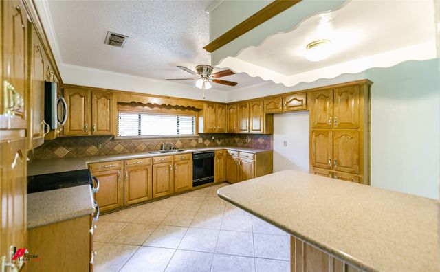 6222 S Windermere Drive, Shreveport, LA 71129