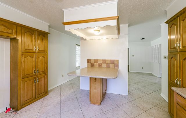 6222 S Windermere Drive, Shreveport, LA 71129