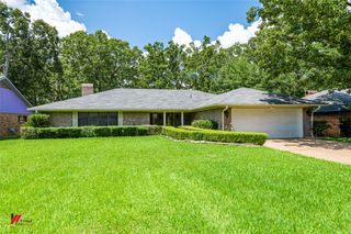 6222 S Windermere Drive, Shreveport, LA 71129