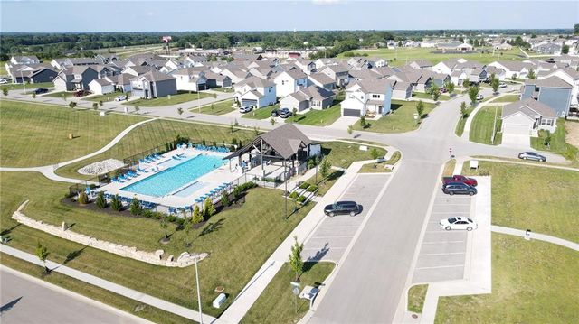 27310 Cedar Grove Drive, Lee's Summit, MO 64086